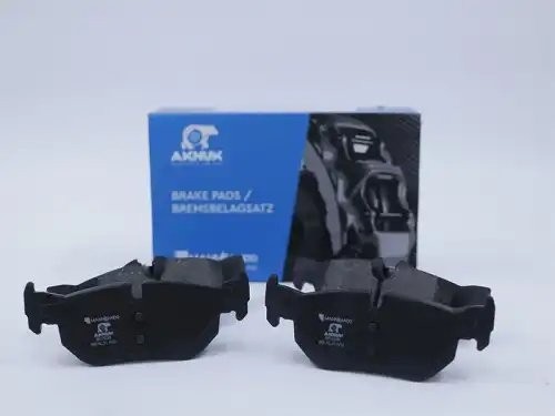Колодки тормозные дисковые BP1036 AKNUK