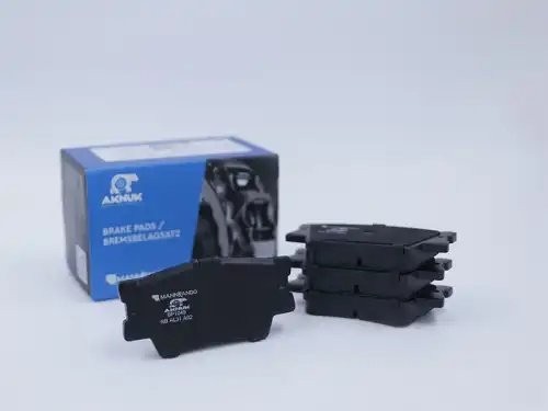 Колодки тормозные дисковые BP1049 AKNUK
