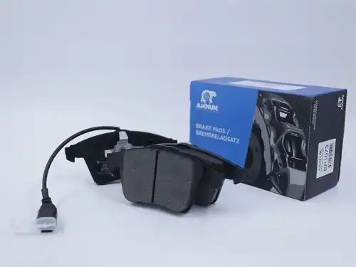 Колодки тормозные дисковые BP1073 AKNUK
