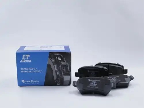 Колодки тормозные дисковые BP4047 AKNUK