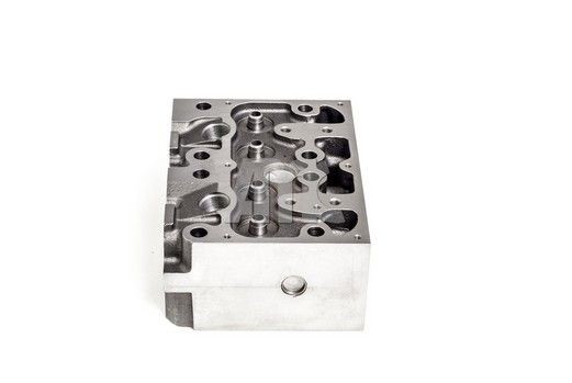 Головка блока цилиндров 909075K AMC