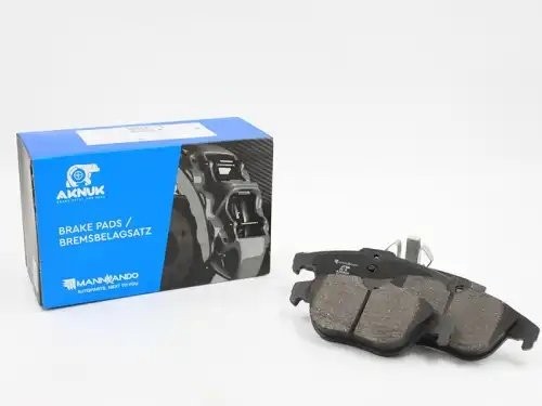 Колодки тормозные дисковые BP4195 AKNUK