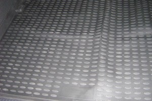 Коврик в багажник RENAULT Scenic II 2003->, мв. (полиуретан) NLC4109B14 ELEMENT